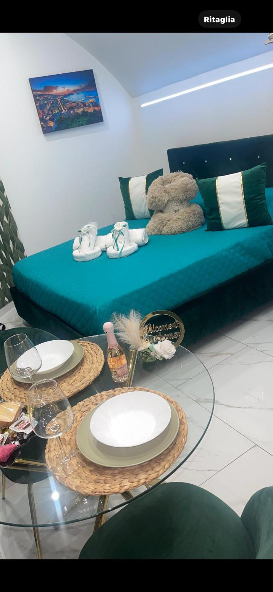 Alex Mary Home Nápoles Habitación foto